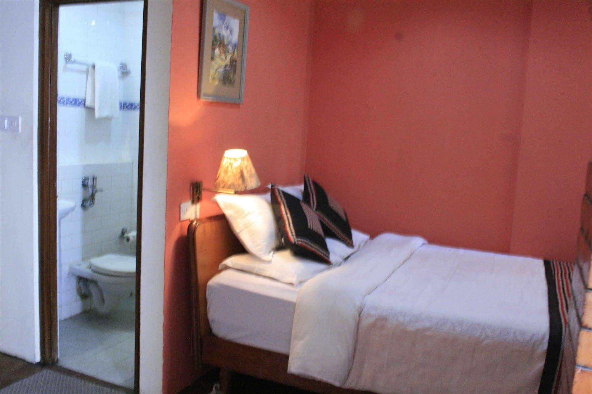 Heritage Home Hotel And Guest House Katmandu Eksteriør billede
